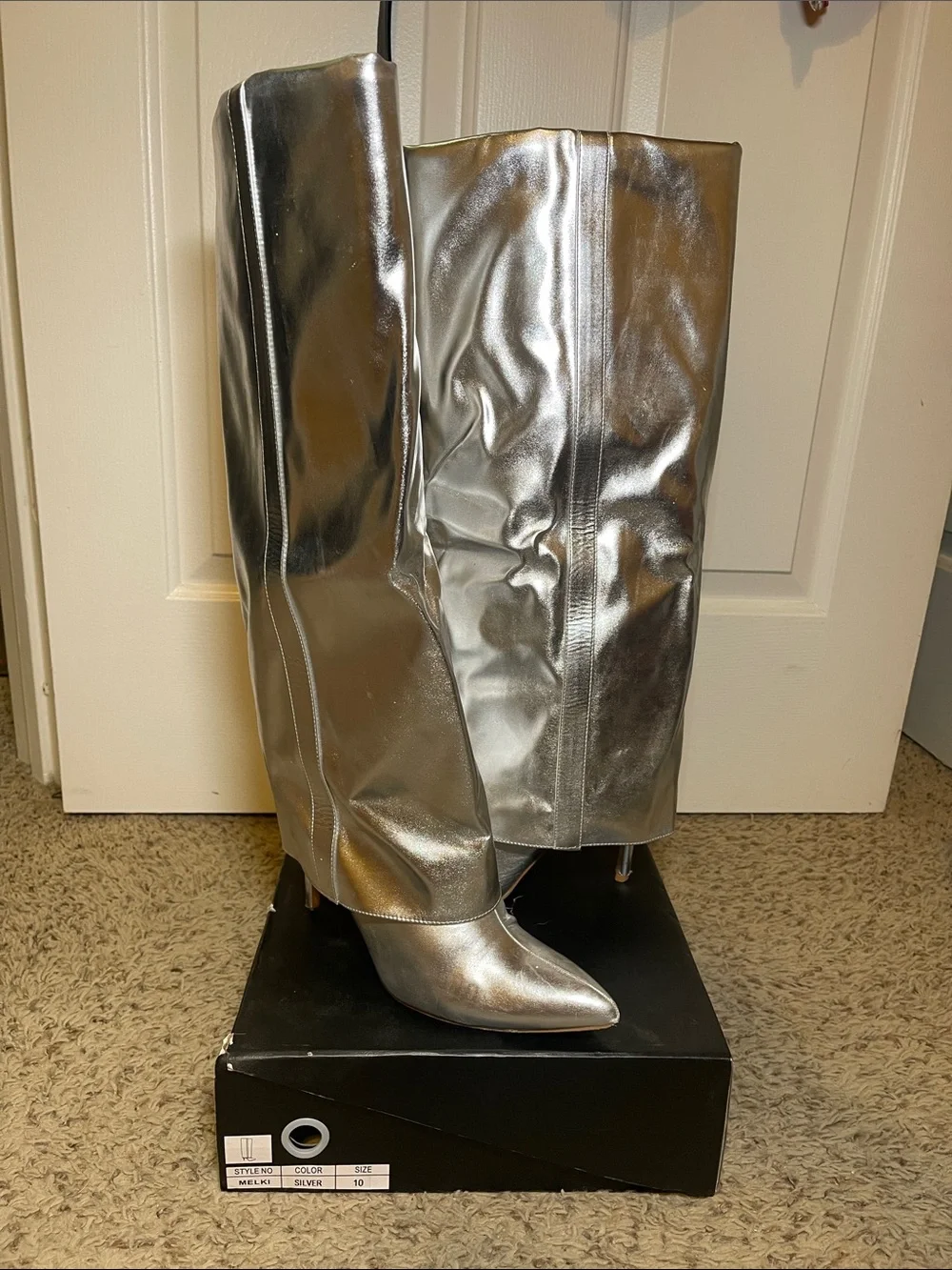 Women's Silver Metallic Knee-High Pointed-Toe Boots